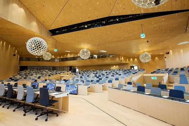Ofis ve ekip çalışması — temsili fotoğraf
