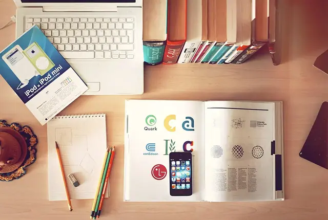 Ofis ve ekip çalışması — temsili fotoğraf