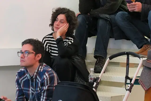 Ofis ve ekip çalışması — temsili fotoğraf