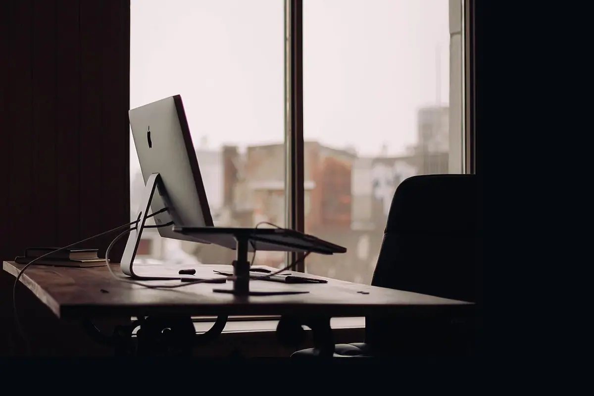 Ofis ve toplantı alanı — temsili fotoğraf