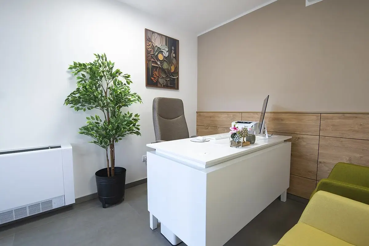 Ofis ve toplantı alanı — temsili fotoğraf