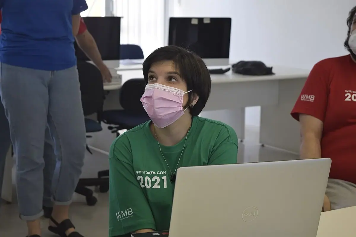 Ofis ve toplantı alanı — temsili fotoğraf