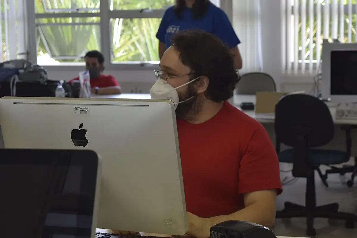 Ofis ve toplantı alanı — temsili fotoğraf
