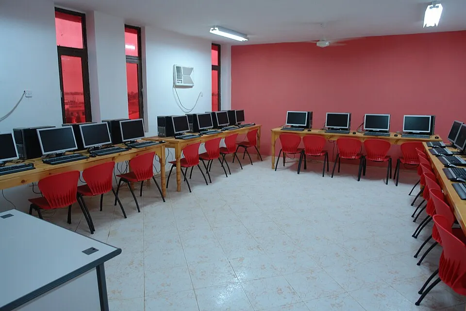 Ofis ve ortak çalışma ortamından bir görünüm
