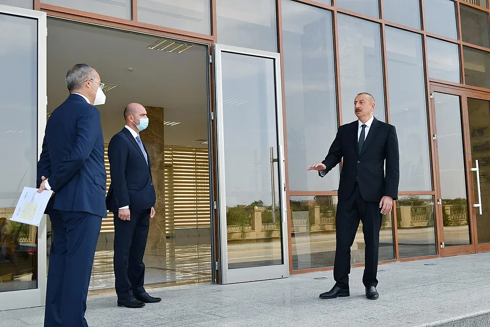 Ofis ve ortak çalışma ortamından bir görünüm