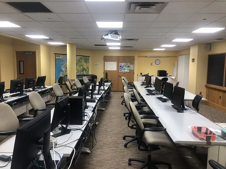 Ofis ve ortak çalışma ortamından bir görünüm