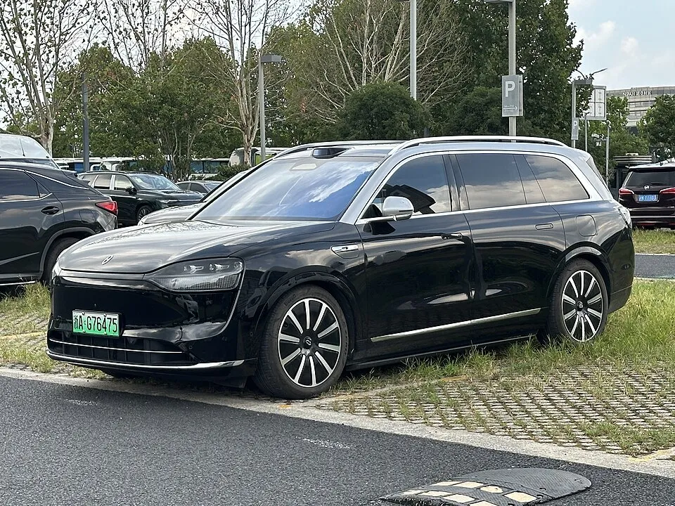 Teknoloji ve bilgisayar çalışma ortamından bir görünüm