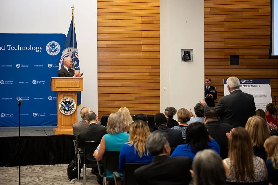DHS Secretary Alejandro Mayorkas Gives Remarks at Science and Technology Office Opening (53173472906).jpg