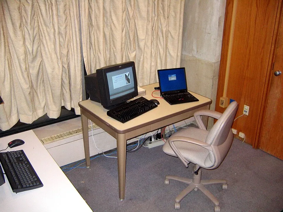Ofis ve ortak çalışma ortamından bir görünüm
