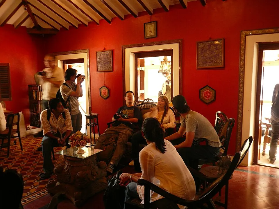 Columbia Urban Design Studio in Dharavi (3960728695).jpg