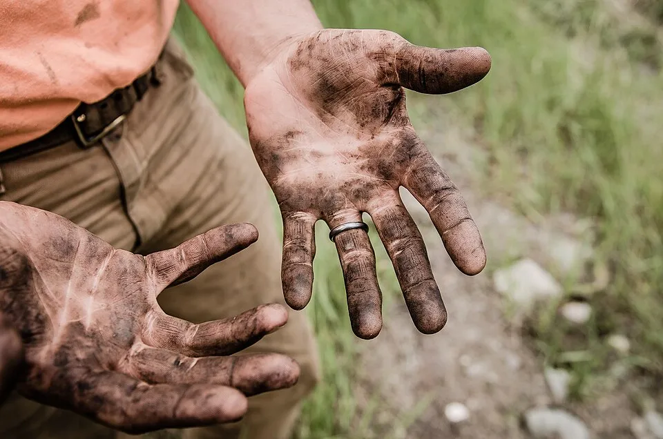 Dirty work (Unsplash).jpg