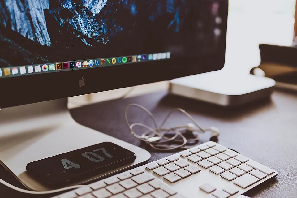 Ready to work (Unsplash).jpg