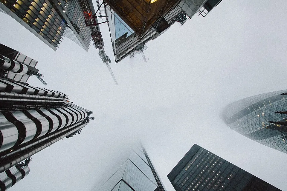 Foggy London skyscrapers (Unsplash).jpg