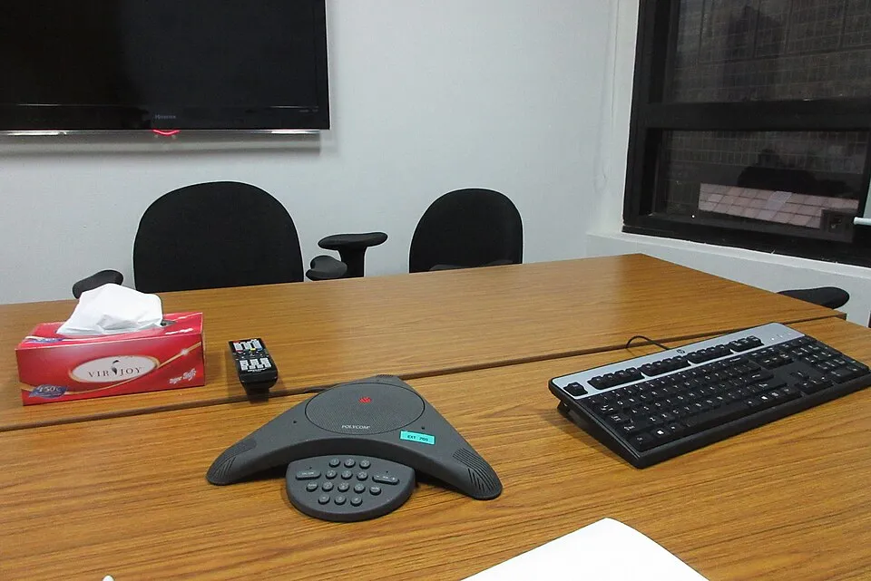 Ofis ve ortak çalışma ortamından bir görünüm