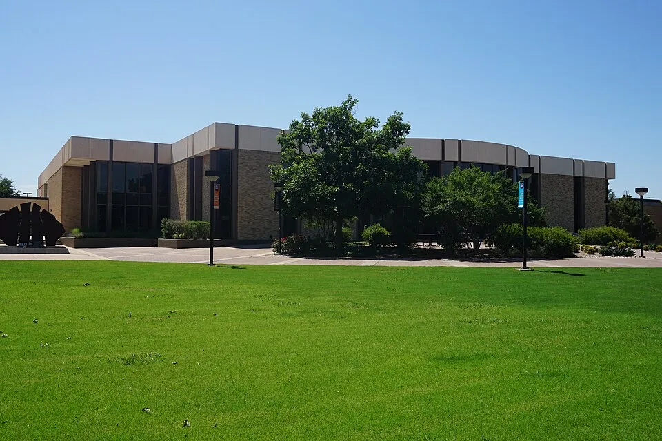 Abilene Christian University June 2019 19 (Brown Library).jpg